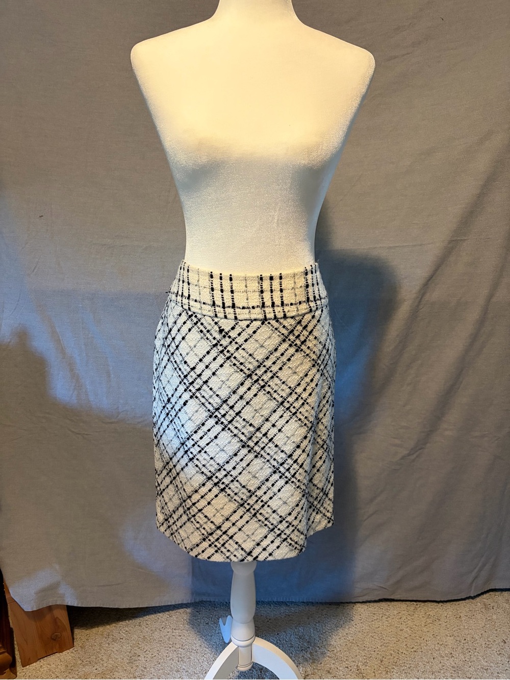 White House Black Market Black and White Plaid Pencil Skirt